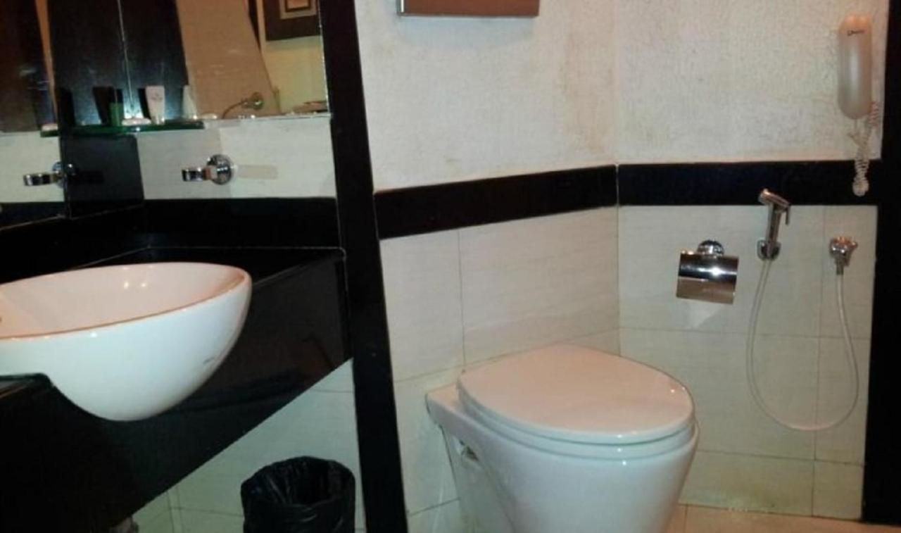 Hotel Sp Grand Karur  Extérieur photo